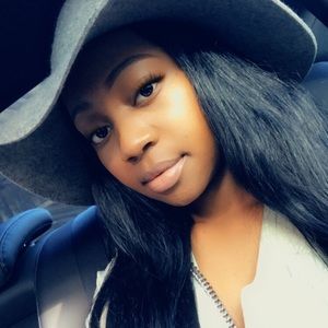 Meet your Posher, Reiona